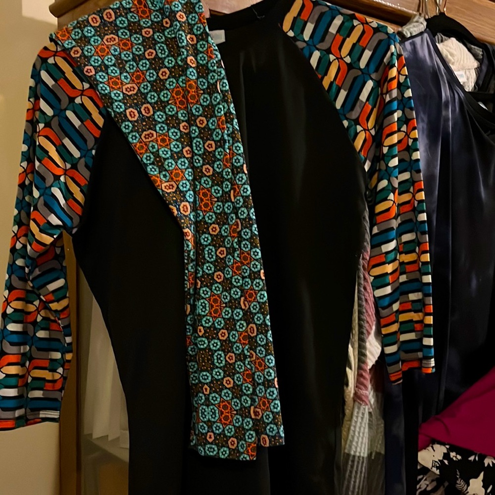 LulaRoe Outfit, XS Randy baseball sleeve top & your choice of 1 size leggings